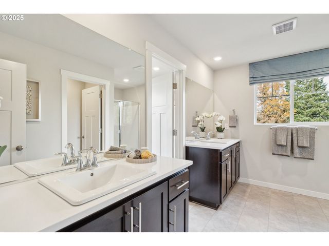 5218 Se 77TH Ave, Hillsboro, OR 97123