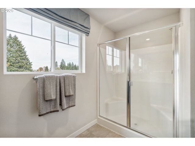 5218 Se 77TH Ave, Hillsboro, OR 97123