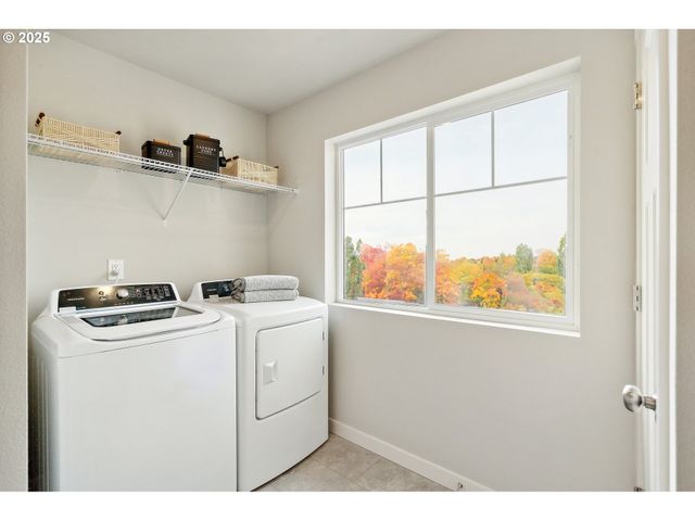 5218 Se 77TH Ave, Hillsboro, OR 97123