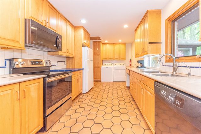 1877 Arlington Boulevard, Ann Arbor, MI 48104