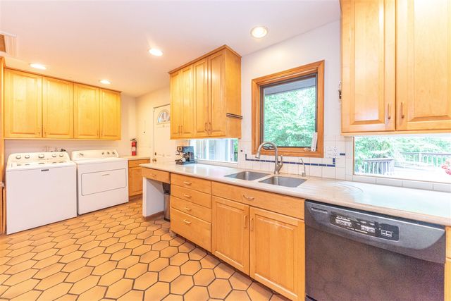 1877 Arlington Boulevard, Ann Arbor, MI 48104
