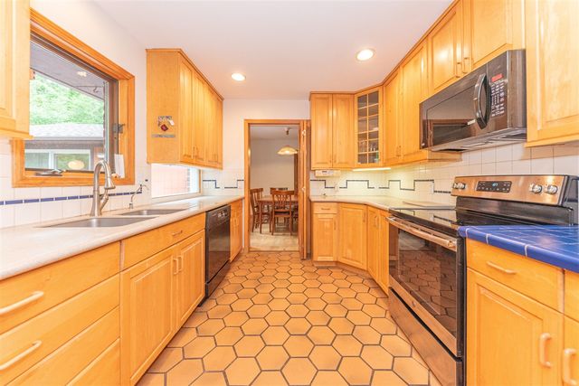 1877 Arlington Boulevard, Ann Arbor, MI 48104