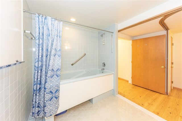 1877 Arlington Boulevard, Ann Arbor, MI 48104