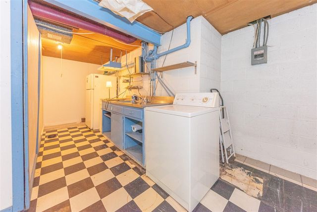 1877 Arlington Boulevard, Ann Arbor, MI 48104