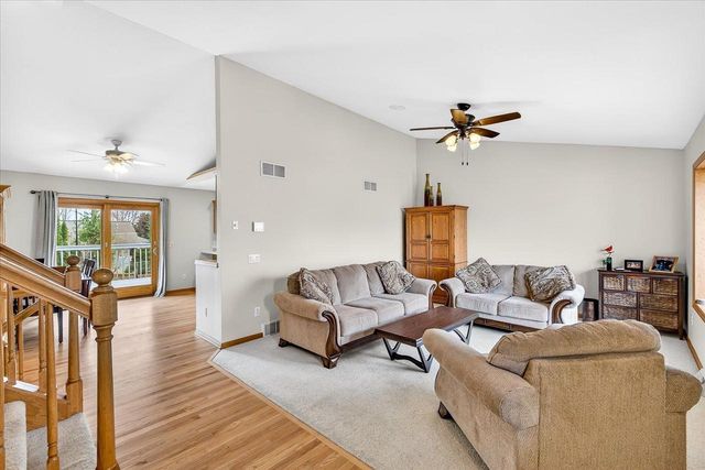1010 Ganser Drive, Waunakee, WI 53597