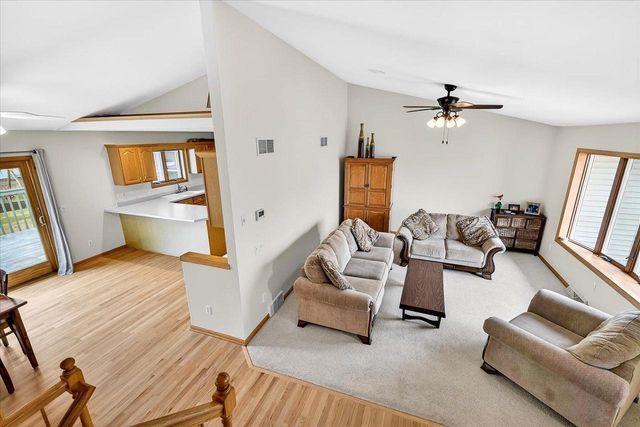 1010 Ganser Drive, Waunakee, WI 53597