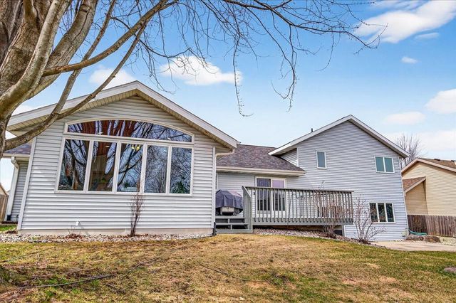 1010 Ganser Drive, Waunakee, WI 53597