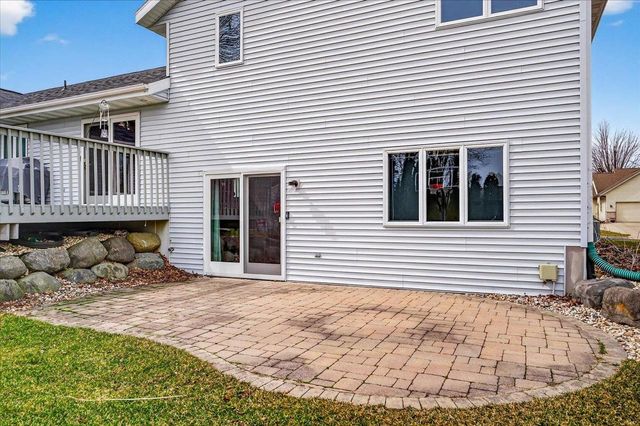 1010 Ganser Drive, Waunakee, WI 53597