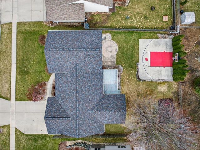 1010 Ganser Drive, Waunakee, WI 53597