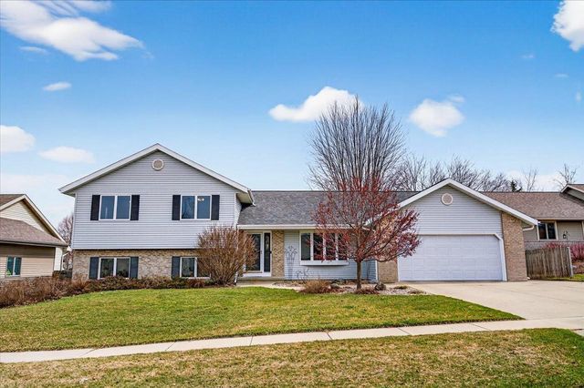 1010 Ganser Drive, Waunakee, WI 53597