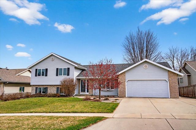 1010 Ganser Drive, Waunakee, WI 53597