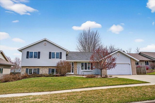 1010 Ganser Drive, Waunakee, WI 53597