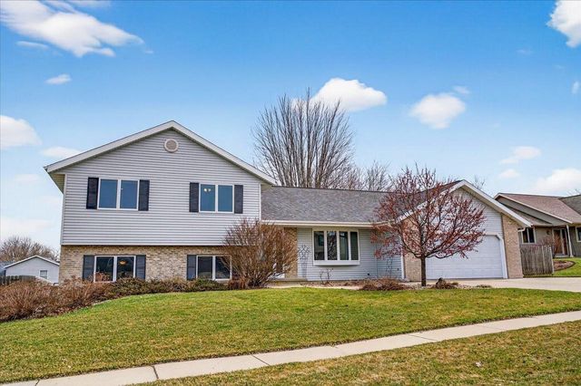 1010 Ganser Drive, Waunakee, WI 53597