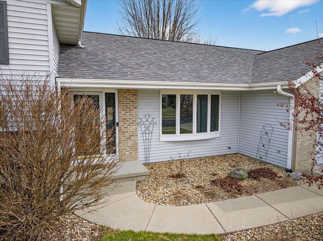 1010 Ganser Drive, Waunakee, WI 53597
