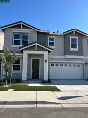 1614 Ashwood Drive, Pittsburg, CA 94565