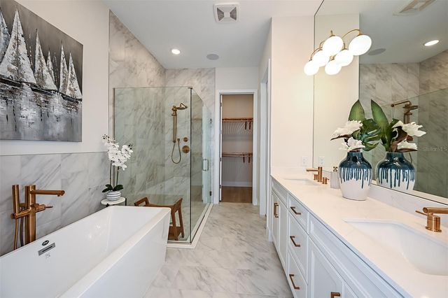 719 MALDIVES TRAIL, Sarasota, FL 34234