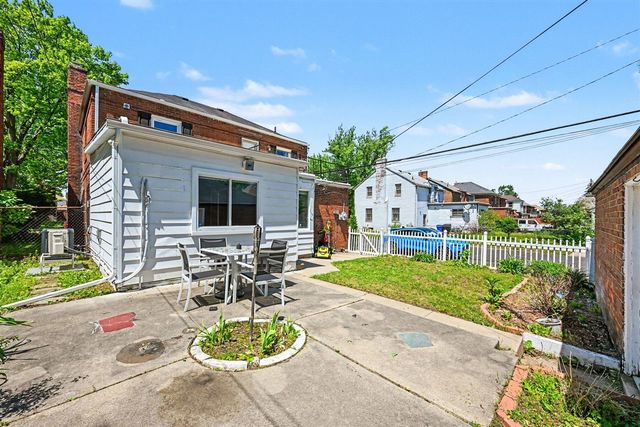 18514 Roselawn Street, Detroit, MI 48221