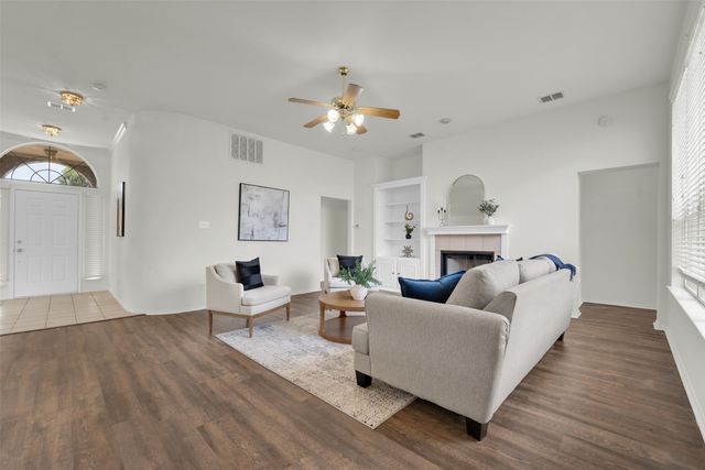 3206 Pecan Meadow Drive, Garland, TX 75040