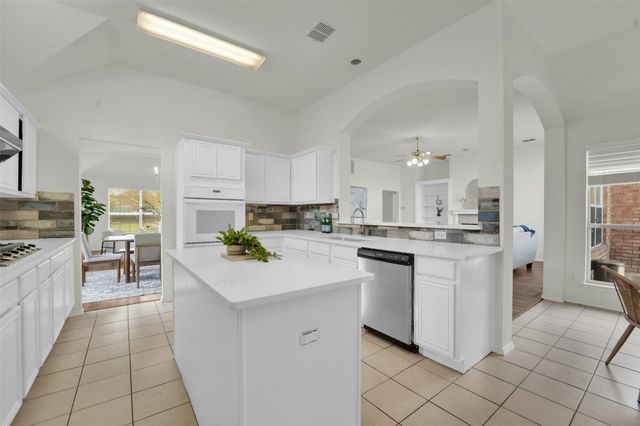 3206 Pecan Meadow Drive, Garland, TX 75040