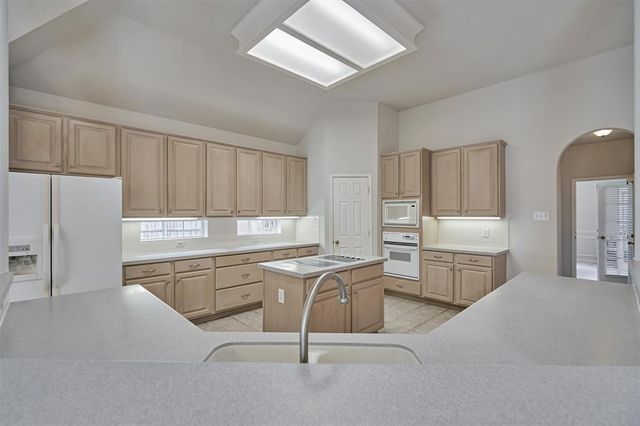 3427 Lost Oak Drive, Spring, TX 77388