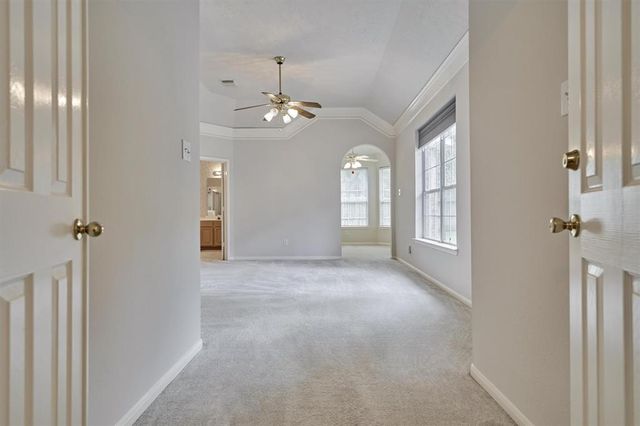 3427 Lost Oak Drive, Spring, TX 77388