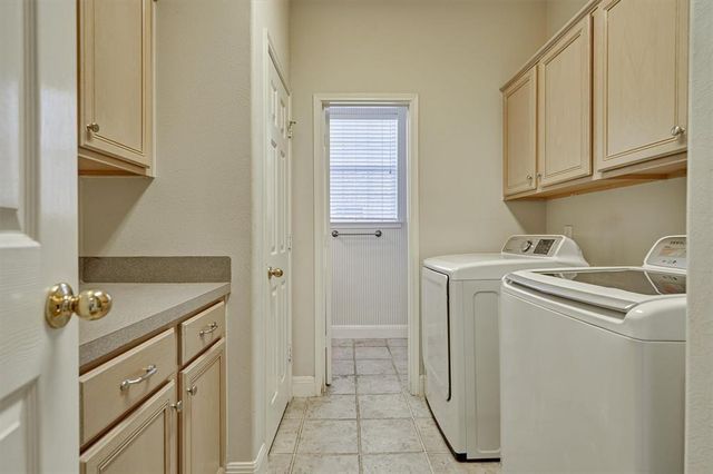 3427 Lost Oak Drive, Spring, TX 77388