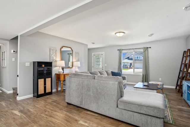 2541 Ivory ST, Minot, ND 58703