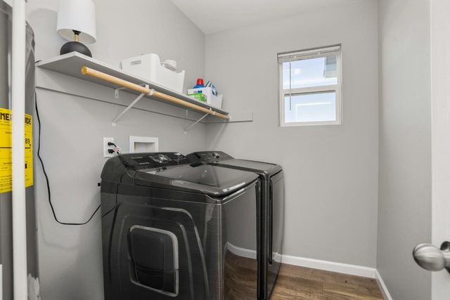 2541 Ivory ST, Minot, ND 58703