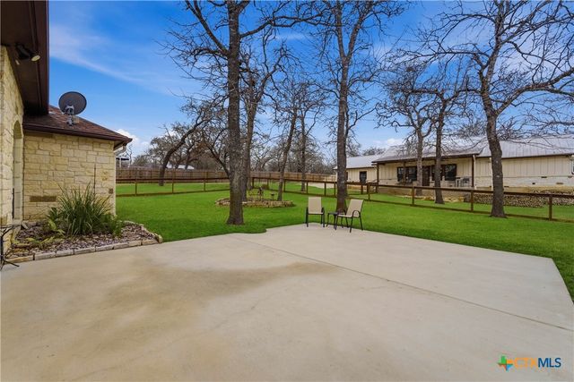 203 Champions Boulevard, La Vernia, TX 78121