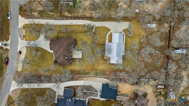 203 Champions Boulevard, La Vernia, TX 78121