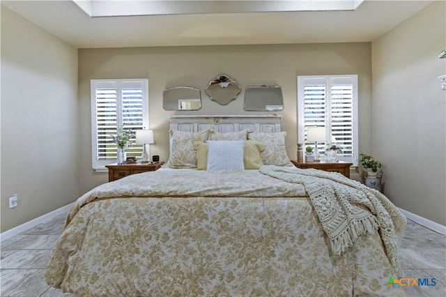 203 Champions Boulevard, La Vernia, TX 78121