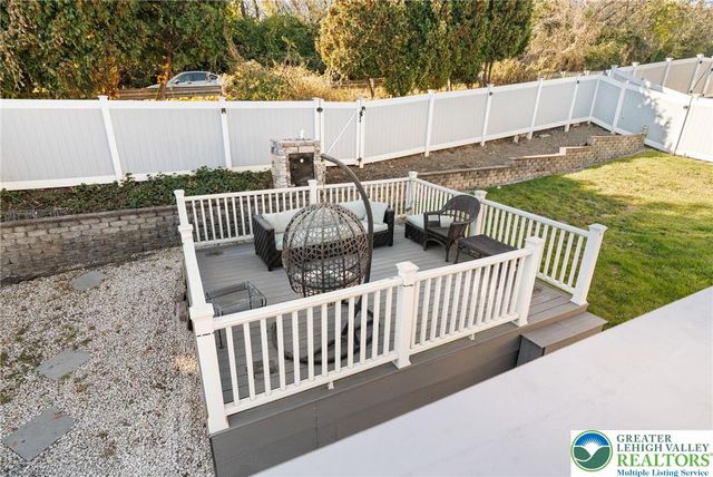 5043 Foxdale Drive, Whitehall Twp, PA 18052