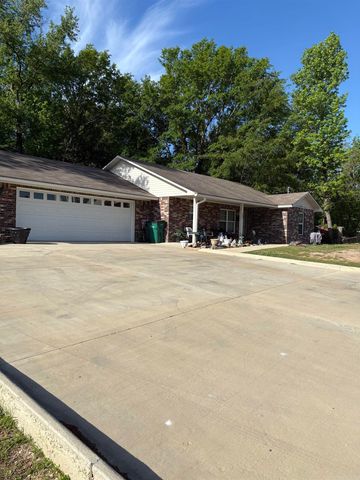 529 W Grove St., El Dorado, AR 71730