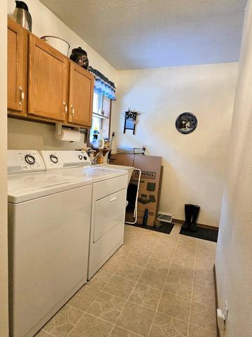 41498 S Sleepy Hollow Road, Gays Mills, WI 54631