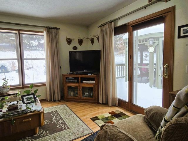 41498 S Sleepy Hollow Road, Gays Mills, WI 54631