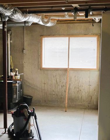 41498 S Sleepy Hollow Road, Gays Mills, WI 54631