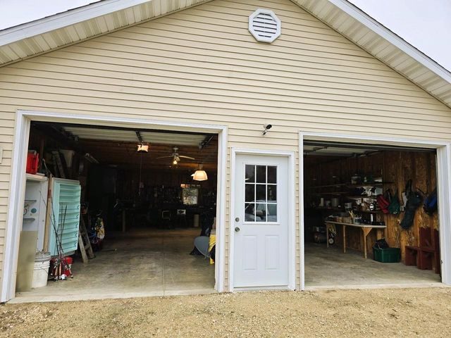 41498 S Sleepy Hollow Road, Gays Mills, WI 54631