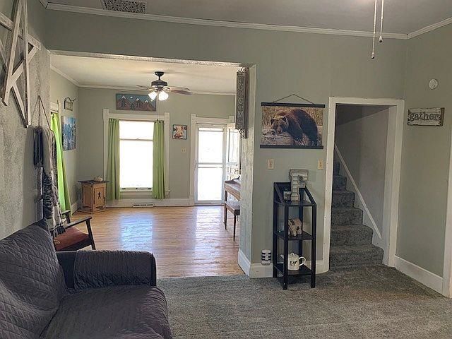 330 E First St, Minneapolis, KS 67467