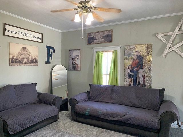 330 E First St, Minneapolis, KS 67467