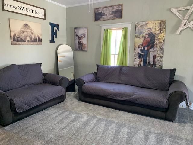 330 E First St, Minneapolis, KS 67467