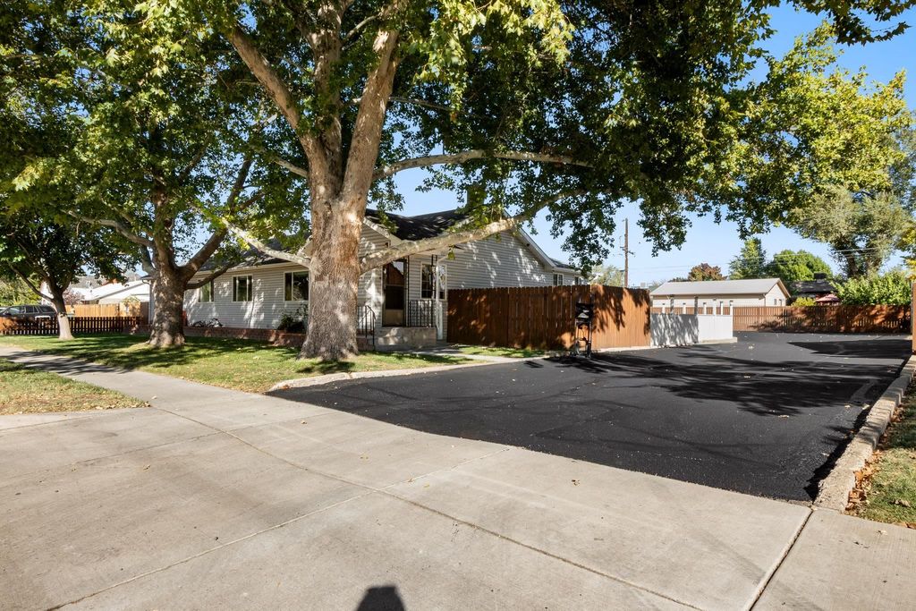 1546 Orchard Avenue, Grand Junction, CO 81501