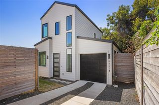 6117 Richardson LN 2, Austin, TX 78741