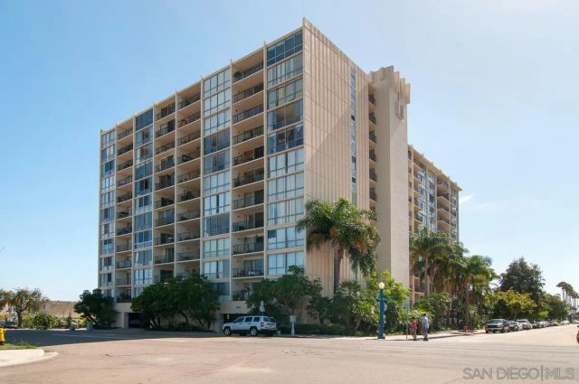 4944 Cass St 1102, Pacific Beach, CA 92109