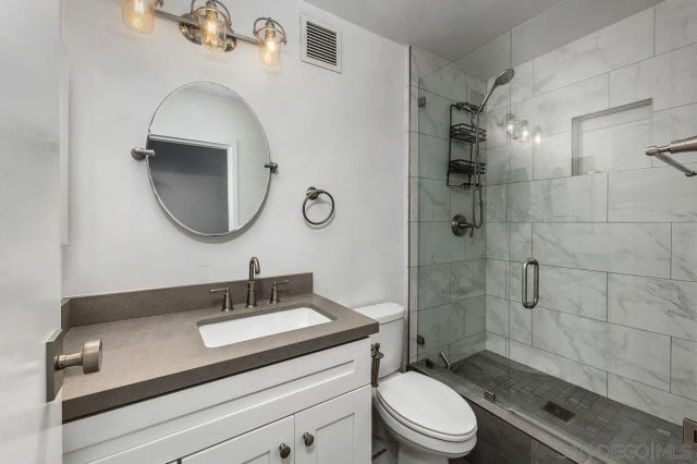 4944 Cass St 1102, Pacific Beach, CA 92109