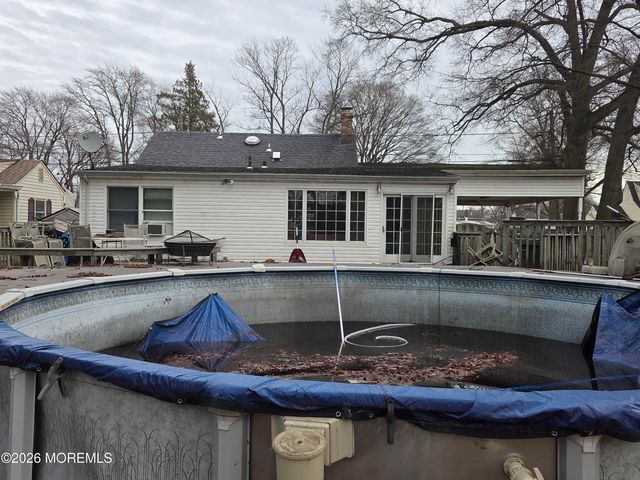 77 Pacific Avenue, Middletown, NJ 07748