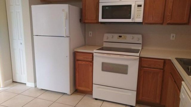 8052 Big Pine Way, Riviera Beach, FL 33407