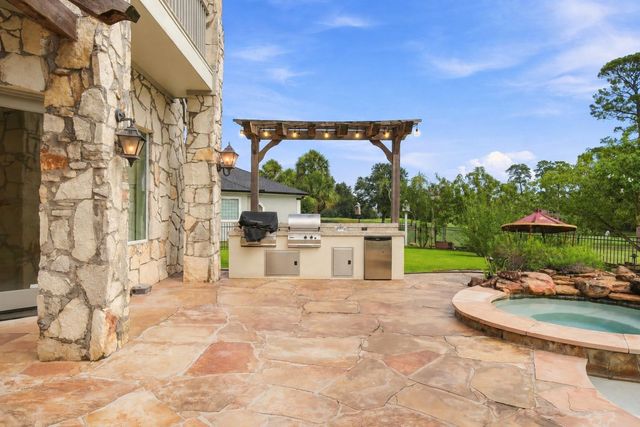 6503 Sussex Court, Spring, TX 77389