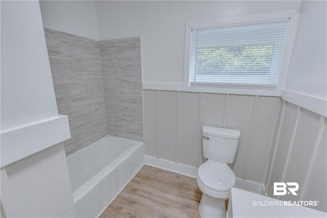 4465 Dauphin Island Parkway, Mobile, AL 36605