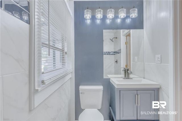 4465 Dauphin Island Parkway, Mobile, AL 36605