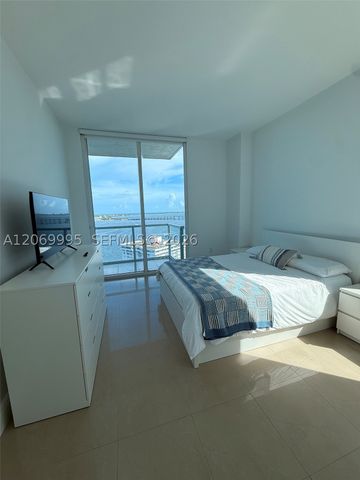 218 SE 14th St TS107, Miami, FL 33131